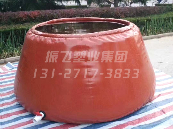 儲水袋、水罐