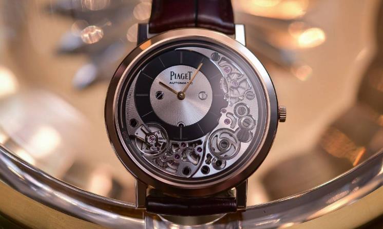 國外寶璣手表保養的四種注意事項!(圖) 國外寶璣手表保養的四種注意事項!(圖)