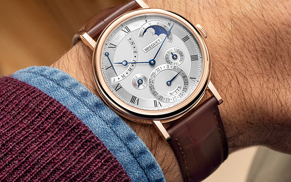 寶璣表盤為什么會變色？（表盤變色的原因）