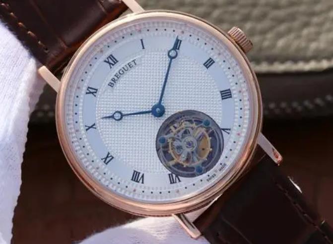 怎樣預(yù)防寶璣手表表帶掉色？（手表表帶保養(yǎng)）