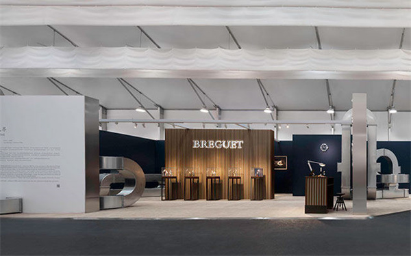 寶璣機械表起霧怎么辦？專業應對策略，守護您的時間藝術