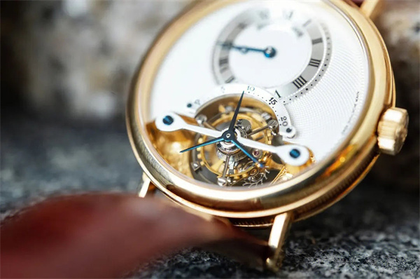 寶璣表帶太緊解決技巧推薦(輕松調整佩戴舒適度的方法) 寶璣表帶太緊解決技巧推薦(輕松調整佩戴舒適度的方法)