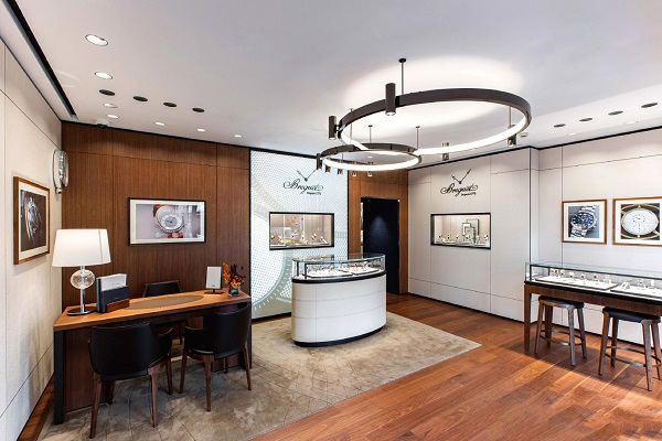 寶璣手表進水了處理方法大全（正確自救與專業維修指南）