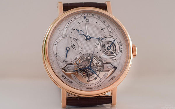 寶璣走快了處理辦法盤點(diǎn)（手表保養(yǎng)的實(shí)用技巧）